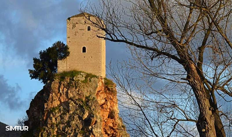 Latina torre
